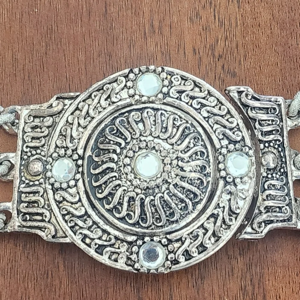 Vintage BB Simon Silver Metal And Leather‎ Belt Crystals And Chains